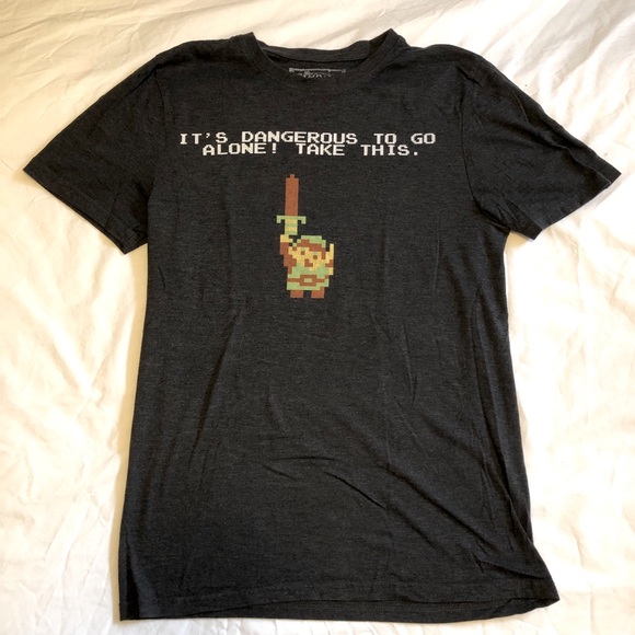 Legend Of Zelda T-Shirt - Picture 1 of 2
